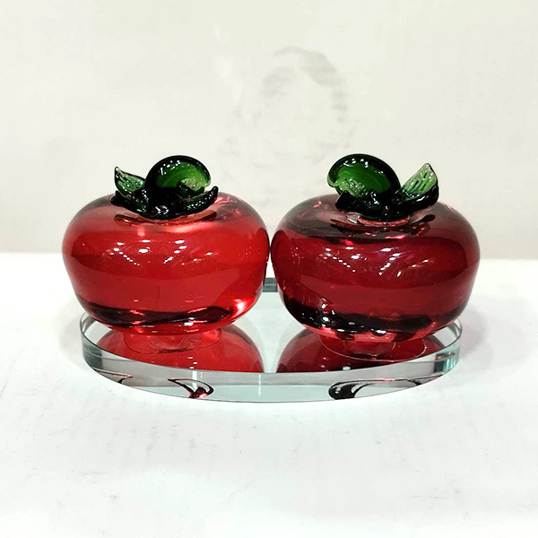 Exclusive Decorative Showpiece